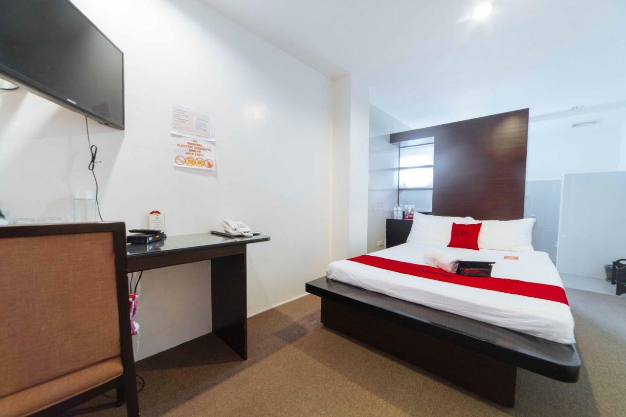 Reddoorz Premium @ Guadalupe Village Davao City Kültér fotó