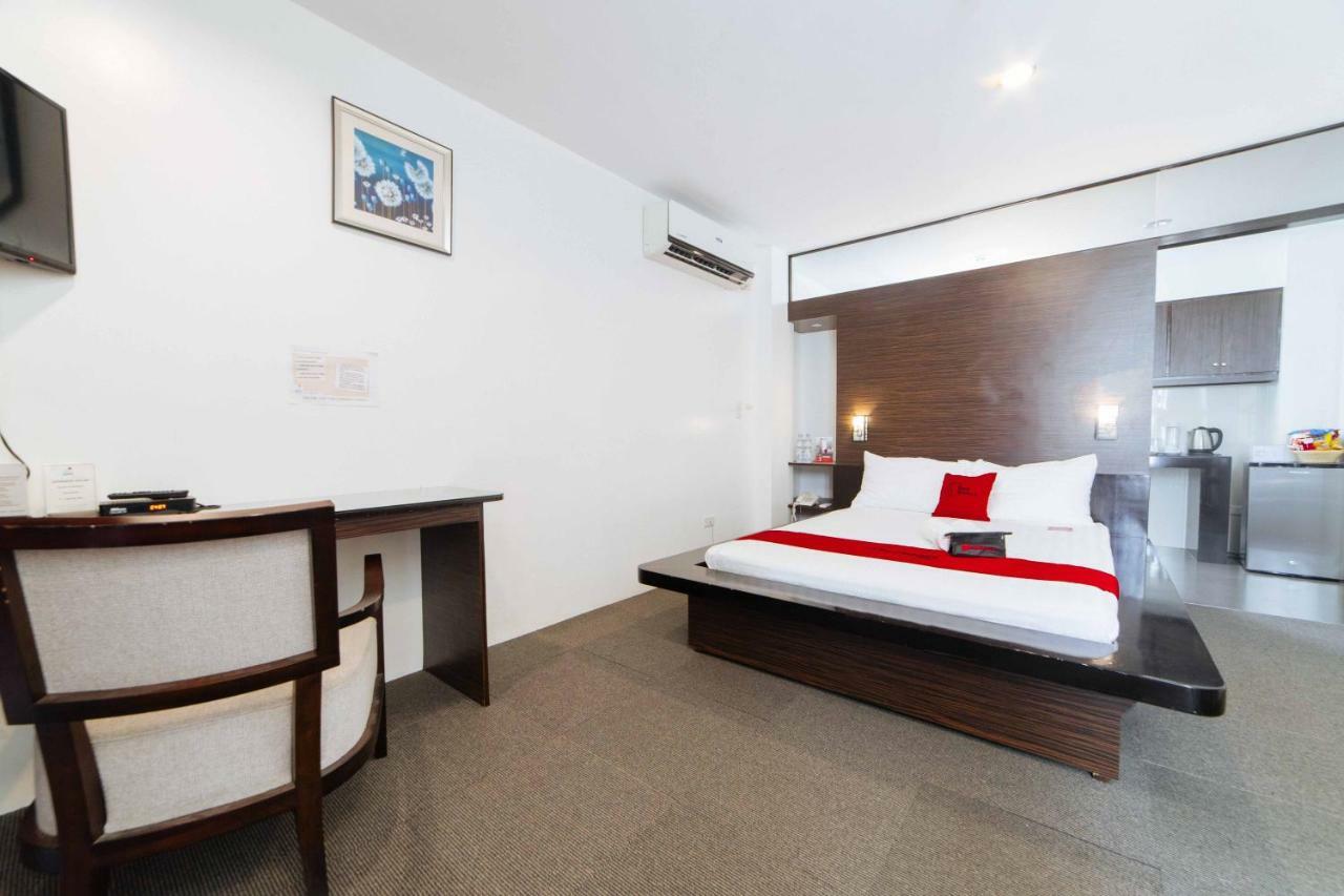 Reddoorz Premium @ Guadalupe Village Davao City Kültér fotó