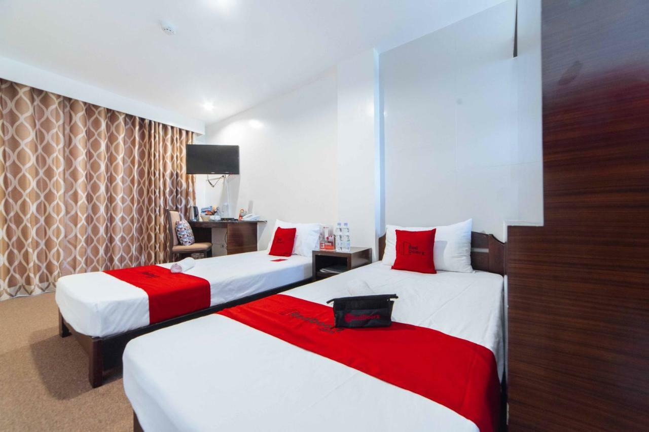Reddoorz Premium @ Guadalupe Village Davao City Kültér fotó