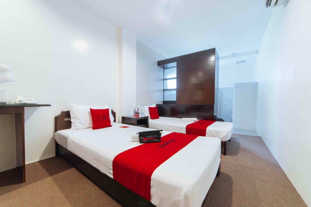Reddoorz Premium @ Guadalupe Village Davao City Kültér fotó