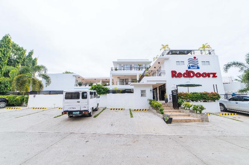 Reddoorz Premium @ Guadalupe Village Davao City Kültér fotó